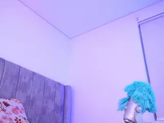 Lara Giraldo's Live Sex Cam Show