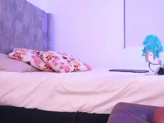 Lara Giraldo's Live Sex Cam Show