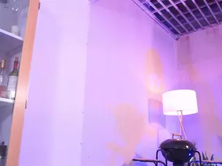 Lara Giraldo's Live Sex Cam Show