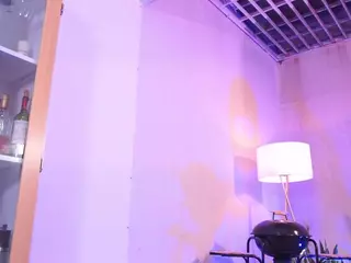 Lara Giraldo's Live Sex Cam Show