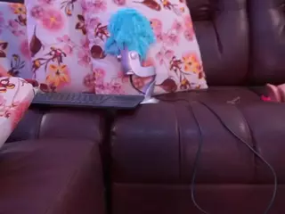 Lara Giraldo's Live Sex Cam Show