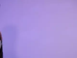 Lara Giraldo's Live Sex Cam Show