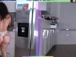 milavalentina's Live Sex Cam Show