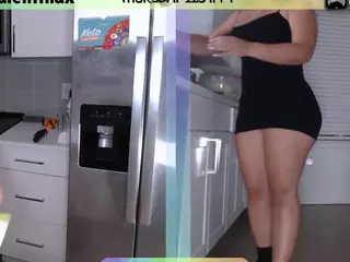 milavalentina's Live Sex Cam Show