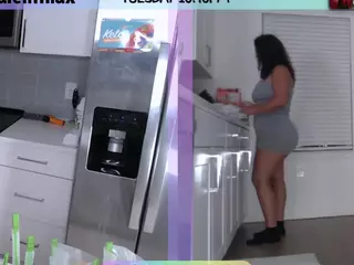 milavalentina's Live Sex Cam Show