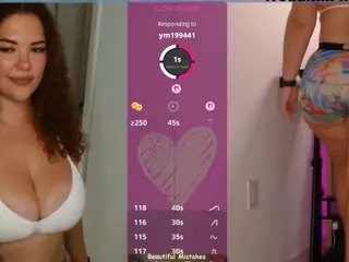 milavalentina's Live Sex Cam Show