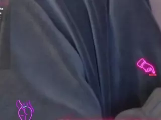 sharonlavie's Live Sex Cam Show