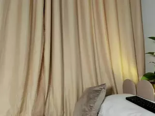 hannajohnsonx's Live Sex Cam Show