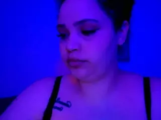 bigbootybullynisha's Live Sex Cam Show