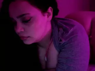bigbootybullynisha's Live Sex Cam Show