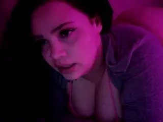 bigbootybullynisha's Live Sex Cam Show