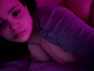 bigbootybullynisha's Live Sex Cam Show