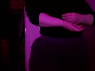 bigbootybullynisha's Live Sex Cam Show