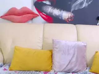 RaisaAllen's Live Sex Cam Show