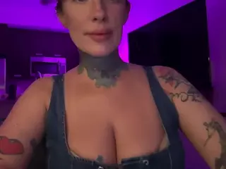 airgead's Live Sex Cam Show