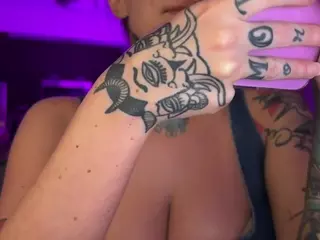 airgead's Live Sex Cam Show