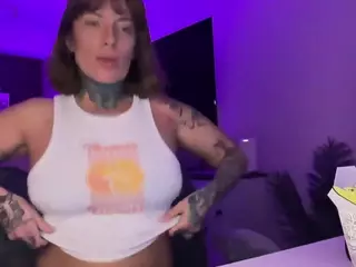 airgead's Live Sex Cam Show