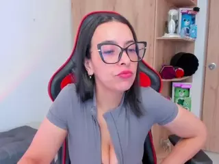 amandaseyfried19's Live Sex Cam Show