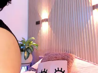 Ameelie's Live Sex Cam Show