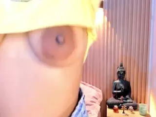 Ameelie's Live Sex Cam Show
