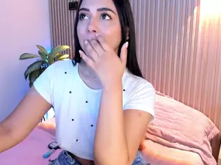Ameelie's Live Sex Cam Show