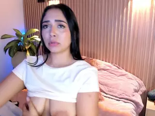 Ameelie's Live Sex Cam Show