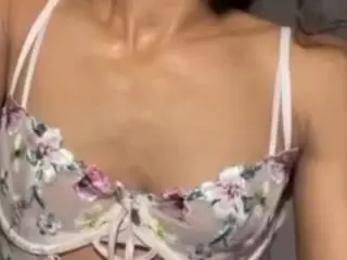 Jasmiire's Live Sex Cam Show