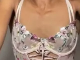 Jasmiire's Live Sex Cam Show