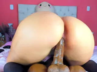 MarianaBlash's Live Sex Cam Show