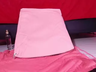 emyli_sw's Live Sex Cam Show