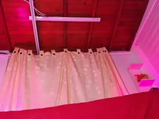 emyli_sw's Live Sex Cam Show