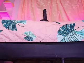 emyli_sw's Live Sex Cam Show