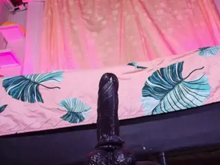 emyli_sw's Live Sex Cam Show