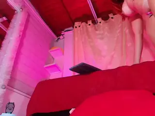 emyli_sw's Live Sex Cam Show