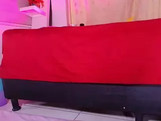 emyli_sw's Live Sex Cam Show