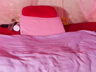 emyli_sw's Live Sex Cam Show
