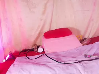 emyli_sw's Live Sex Cam Show
