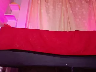 emyli_sw's Live Sex Cam Show