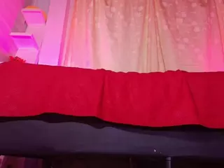 emyli_sw's Live Sex Cam Show