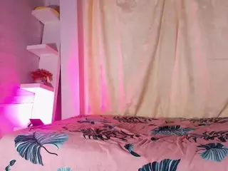 emyli_sw's Live Sex Cam Show