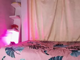 emyli_sw's Live Sex Cam Show