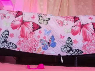 emyli_sw's Live Sex Cam Show