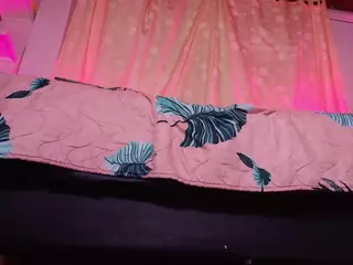 emyli_sw's Live Sex Cam Show