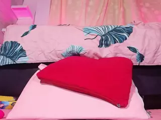 emyli_sw's Live Sex Cam Show