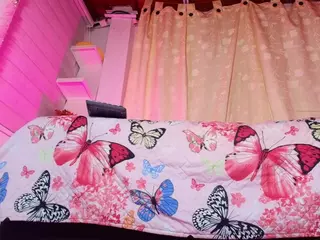 emyli_sw's Live Sex Cam Show