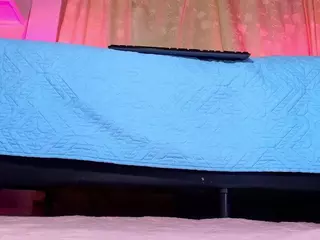 emyli_sw's Live Sex Cam Show