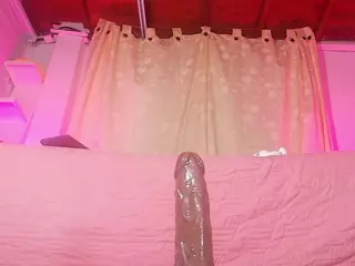 emyli_sw's Live Sex Cam Show