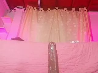 emyli_sw's Live Sex Cam Show