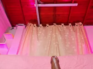 emyli_sw's Live Sex Cam Show