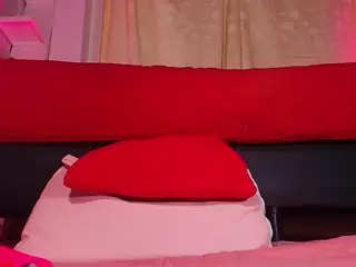 emyli_sw's Live Sex Cam Show